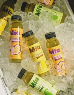 Packaging and Brand Identity for Mía Sugarcane Juice - thumbnail 8