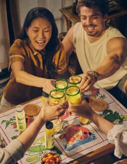 Packaging and Brand Identity for Mía Sugarcane Juice - thumbnail 10