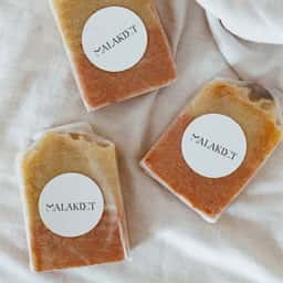 Visual Identity for Sustainable Lifestyle Brand Malakiet - thumbnail 1