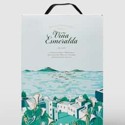 Packaging for a Limited-Edition Viña Esmeralda Wine - thumbnail 1