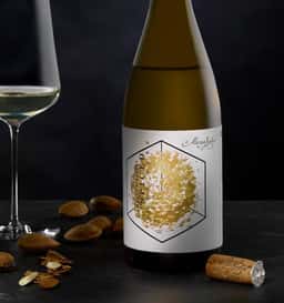 Packaging Design for Glou Glou Spiced Arinto - thumbnail 3