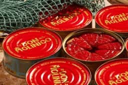Brand Identity and Packaging for Don Molinico - thumbnail 9