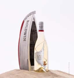 Wine Packaging for Bold Win - thumbnail 5