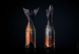 Wine Packaging for Fish Club - thumbnail 8