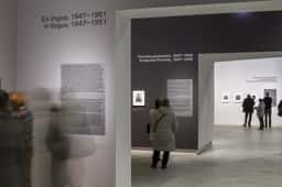 Signage for the Irving Penn Exhibition - thumbnail 6