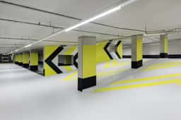 Signage for VAN B Parking Garage - thumbnail 6