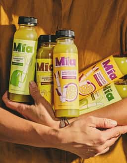 Packaging and Brand Identity for Mía Sugarcane Juice - thumbnail 3