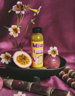 Packaging and Brand Identity for Mía Sugarcane Juice - thumbnail 6