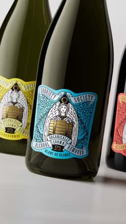 Brand Identity and Packaging for a Non-Alcoholic Wine - thumbnail 2
