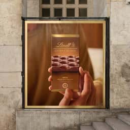 Packaging Design for Lindt Extra Creamy - thumbnail 6