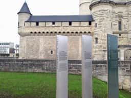 Wayfinding System for Château De Vincennes - thumbnail 2