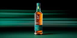 Campaign for Glenfiddich and Aston Martin F1 Limited Edition Whisky - thumbnail 3