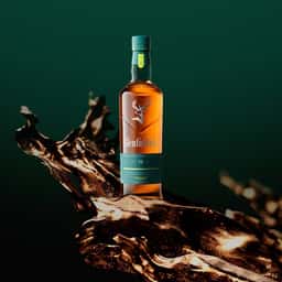 Campaign for Glenfiddich and Aston Martin F1 Limited Edition Whisky - thumbnail 6