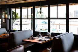 Restaurant Branding for Louie's by the Bay - thumbnail 6
