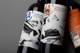 Wine Packaging for Fundação Abreu Callado - thumbnail 3