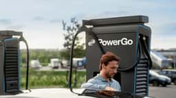 Brand Identity for Electric Vehicle Charging Provider - thumbnail 4