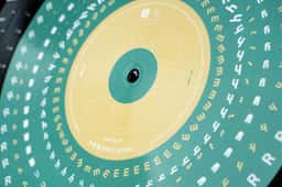 Packaging for a Hong Kong singer-songwriter’s vinyl record - thumbnail 8