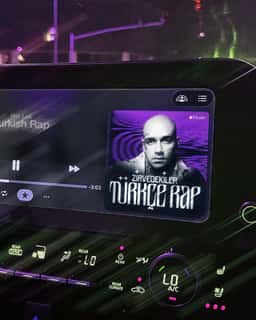 Art Direction for Apple Music’s Zirvedekiler: Türkçe Rap - thumbnail 3