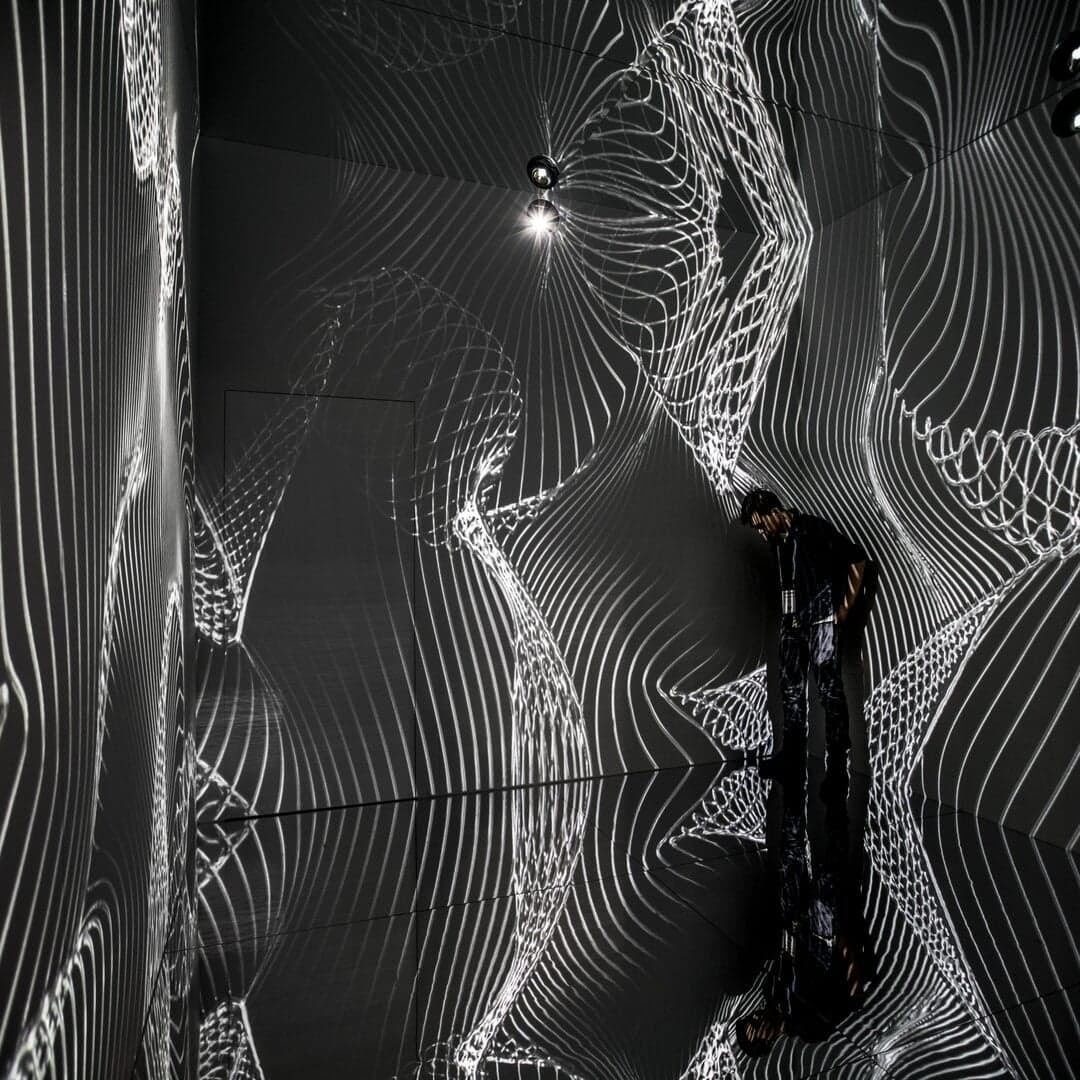 Immersive Installation For Infinity Room
