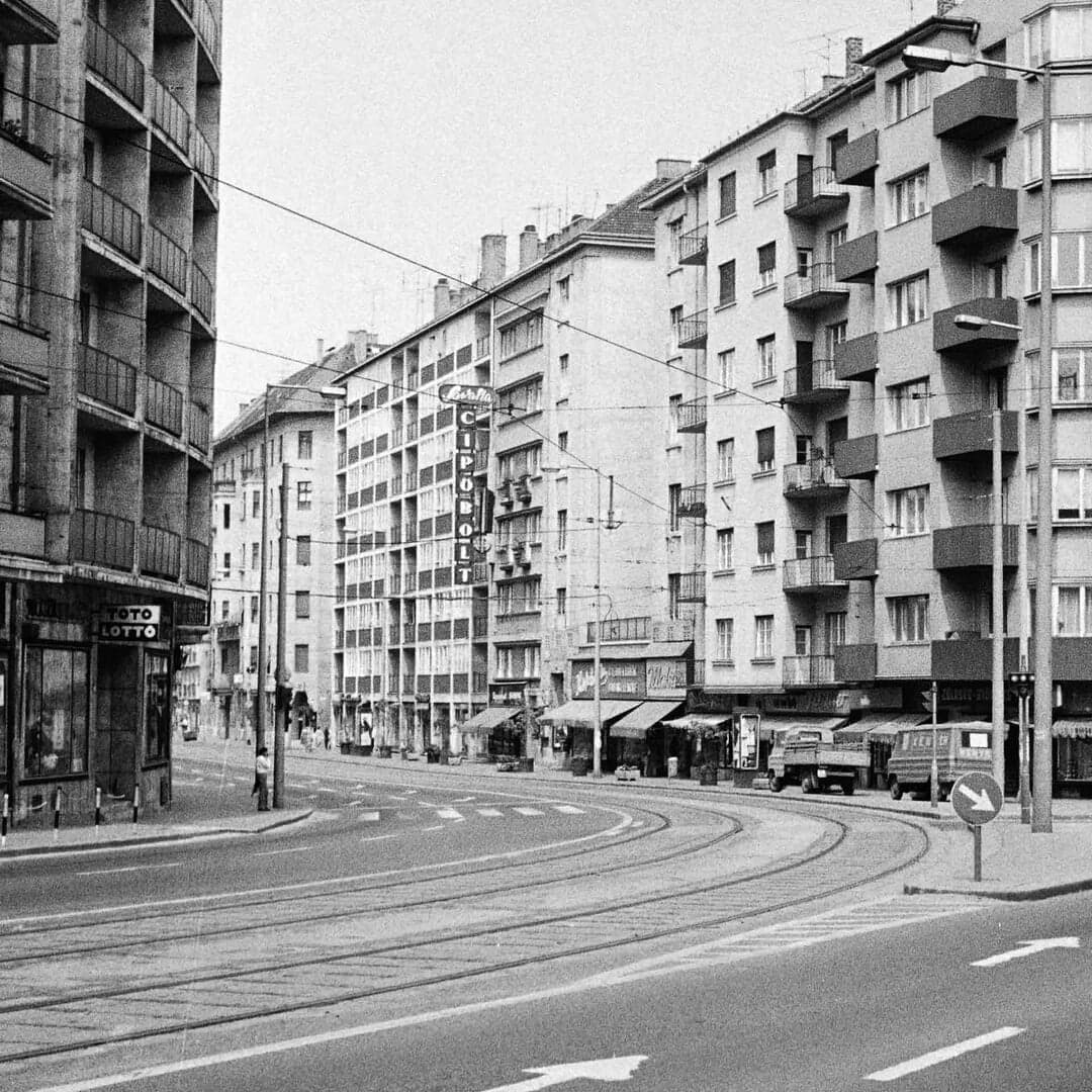 Identity And Website For Hungary’s First Design Conference