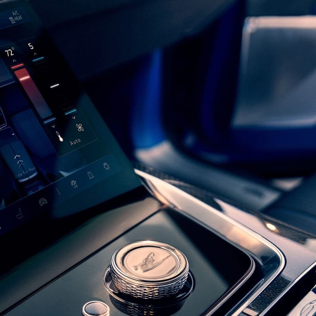 Interface Design For Cadillac Celestiq