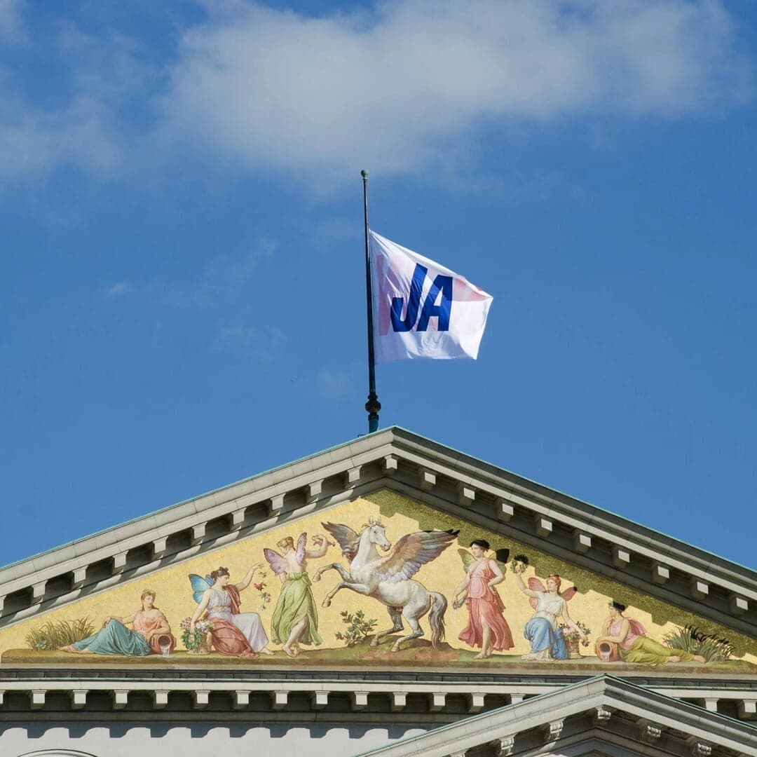 Season Campaign Design For Bavarian State Opera 2019-20