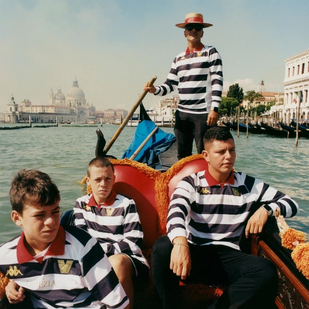 Collection Graphics For Supreme New York Ss20