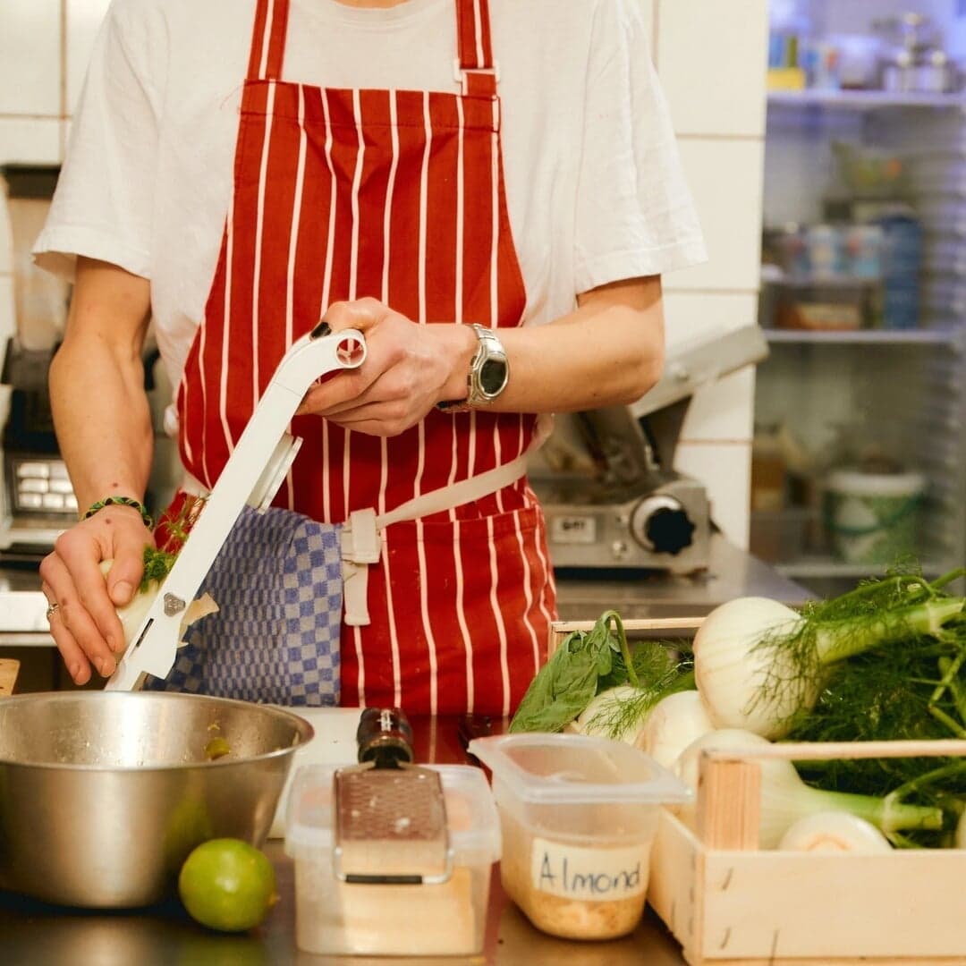 Brand Identity And Website For Lova Coffee Shop