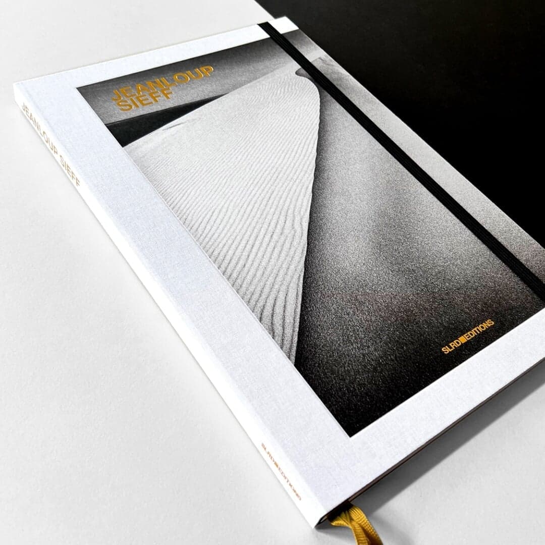 Book Design For Une Femme Sans Fin S’enfuit De Aurore Clément