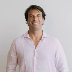 Brand Identity And Website For Round2 Capital cover image