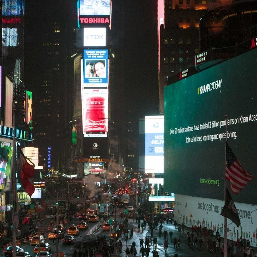 Visual System For Google Android Campaign