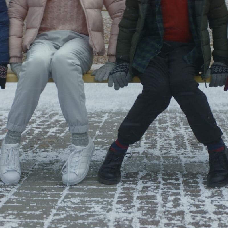 Launch Campaign For Uniqlo Winter Collection