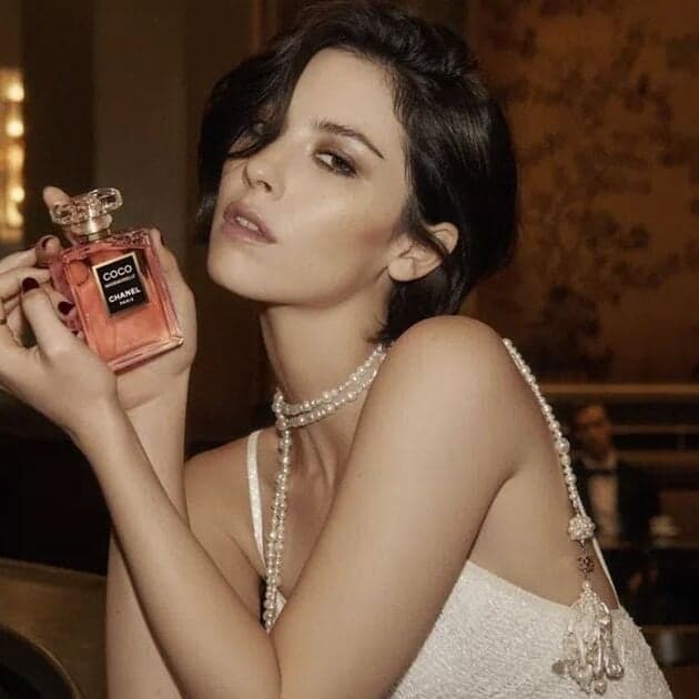Campaign film for a luxury fragrance 