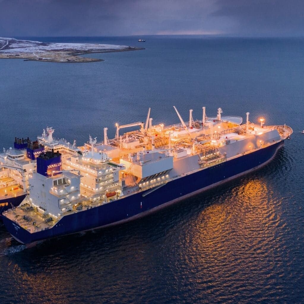 Editorial Design For Novatek Sustainability Report 2020