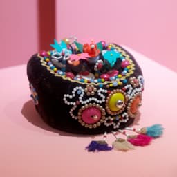 Exhibition Design for Objects with Heart - thumbnail 9