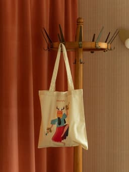 Brand Revitalization For A Historic Hotel  - thumbnail 8