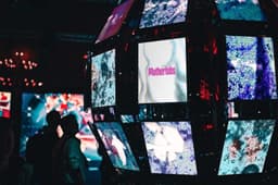 Corporate brand for a science accelerator - thumbnail 2