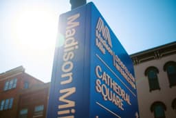 Wayfinding System for Madison Mile - thumbnail 2