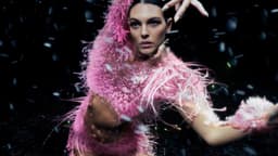 Digital Fashion Experience For H&m Metaverse Design Story - thumbnail 2