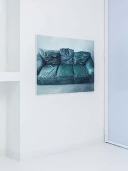 A mixed reality exhibition pairing virtual and physical sofas for artist Marcello Concari - thumbnail 5