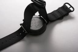 Limited-Edition Watch Design for UNDONE BLANK - thumbnail 8