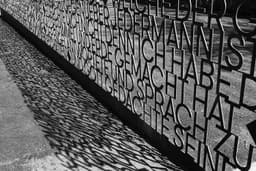 Typographic Sculpture for Heilig-Geist-Kirche - thumbnail 8