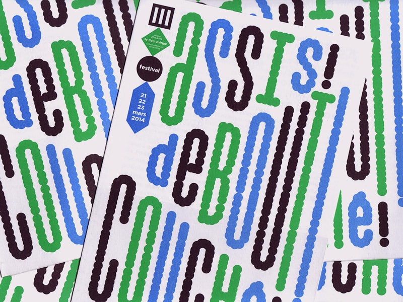 Assis! Debout! Couché! 2014