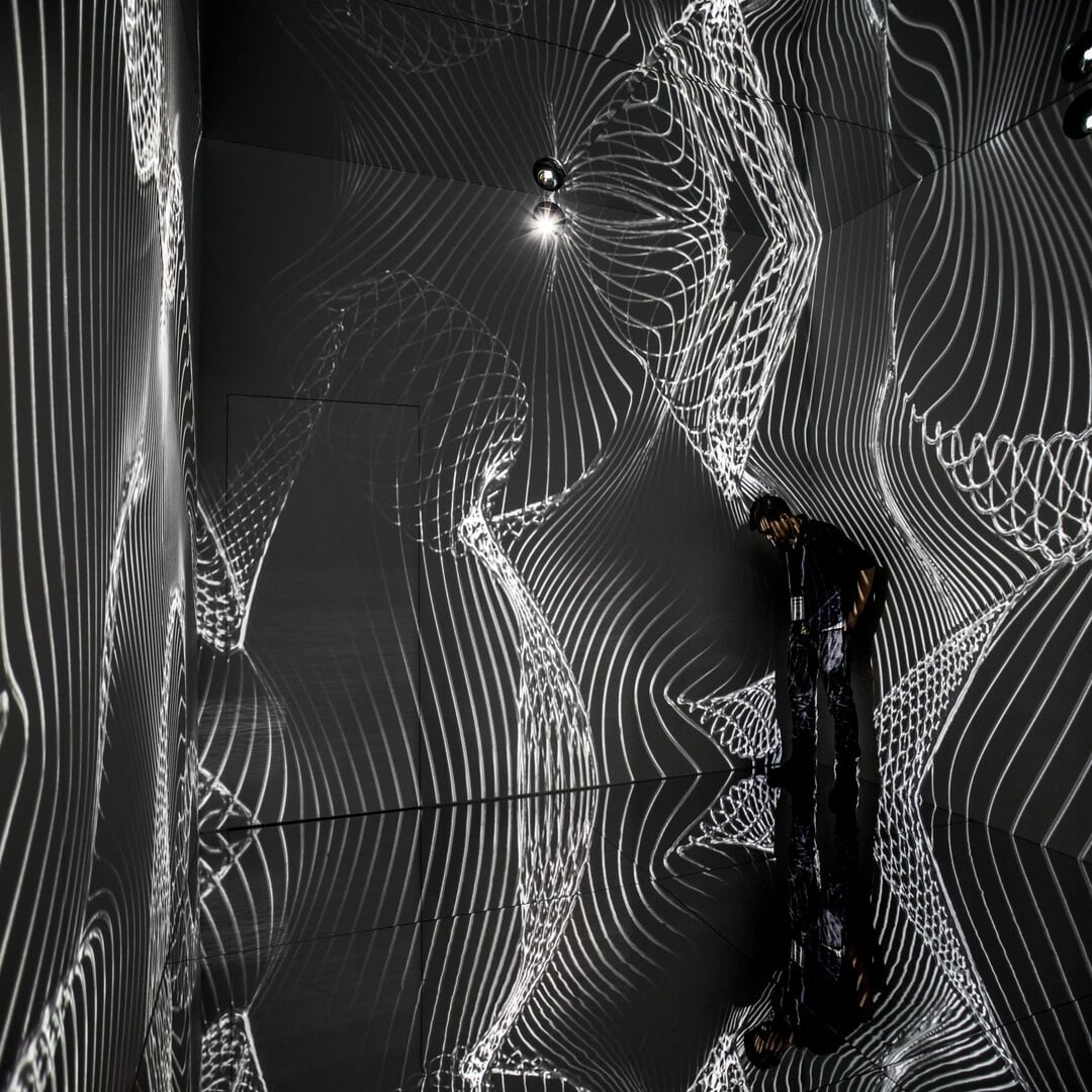 Immersive Installation for Infinity Room