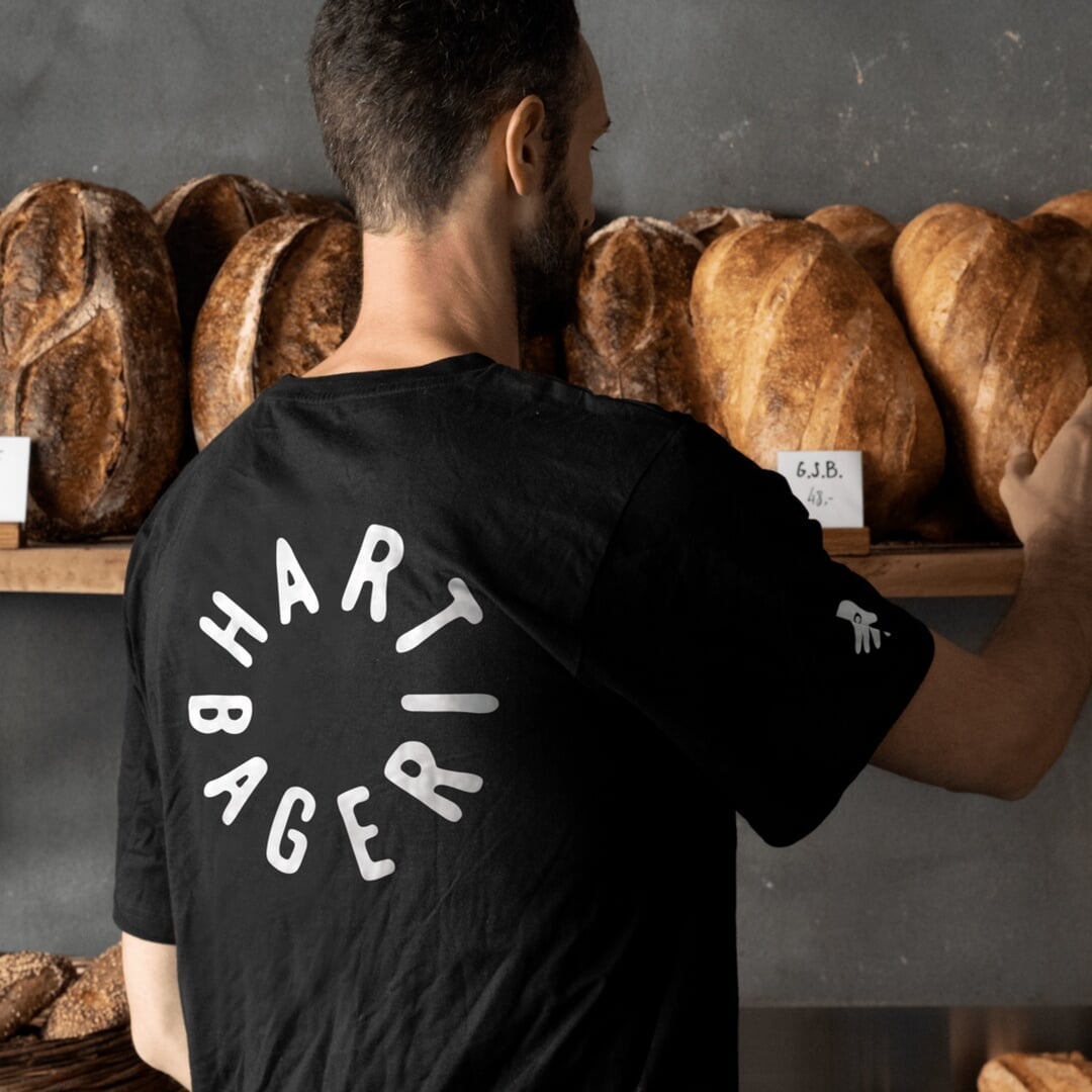 Handcrafted Brand Identity for Hart Bageri
