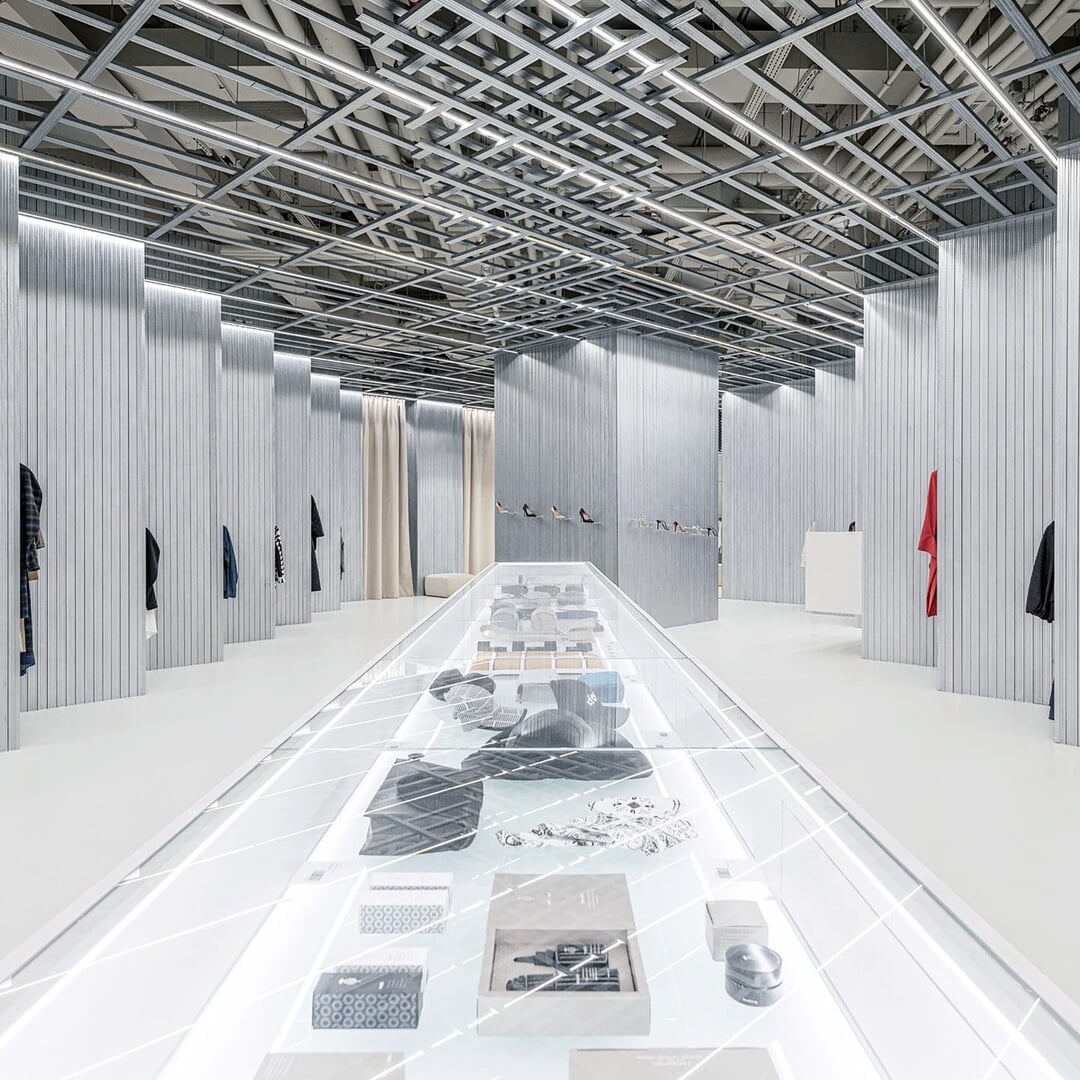 Brand Identity for Som Store