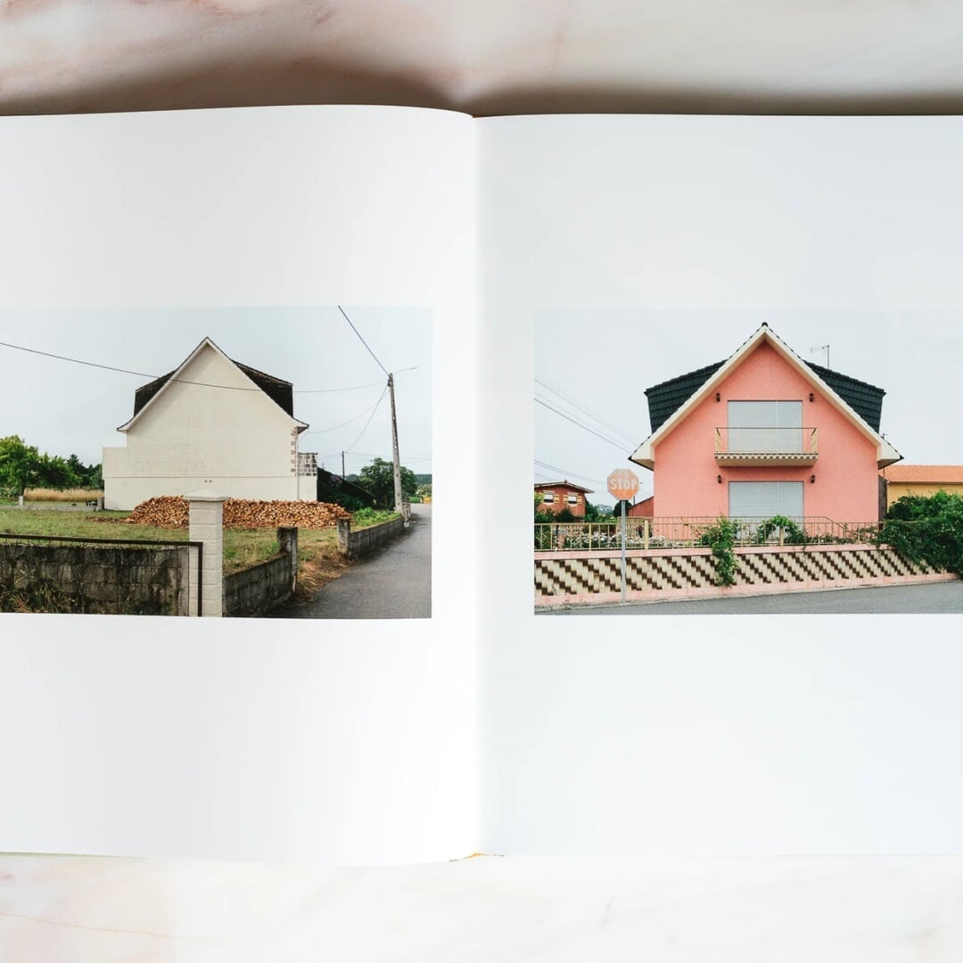 Editorial Design for Um País Imaginário