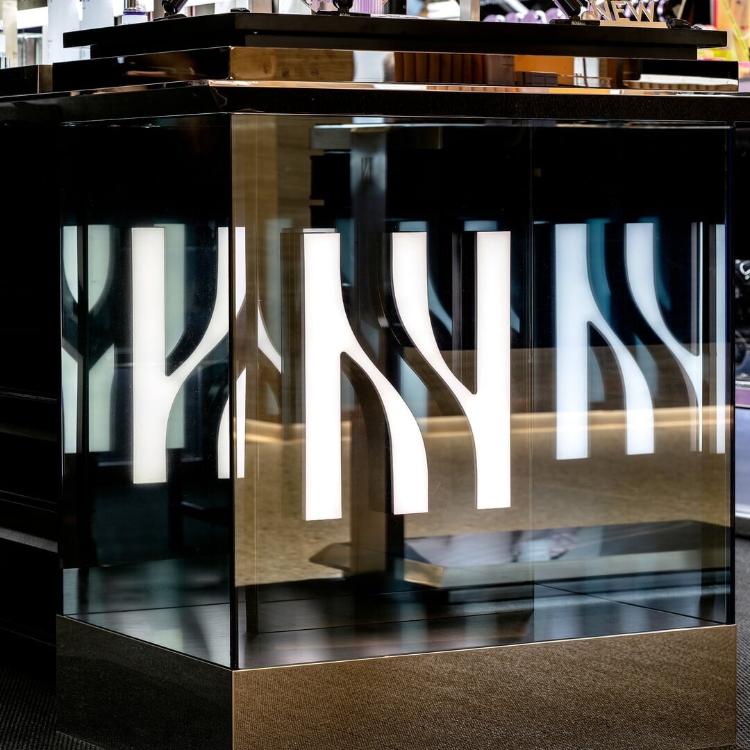 Brand Identity Renewal for Hera Cosmetics