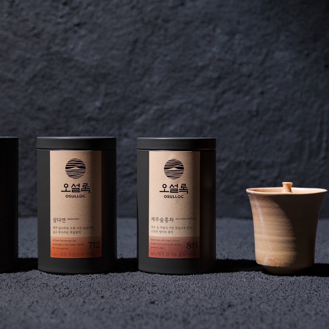Visual Identity for a Sustainable Beauty Brand