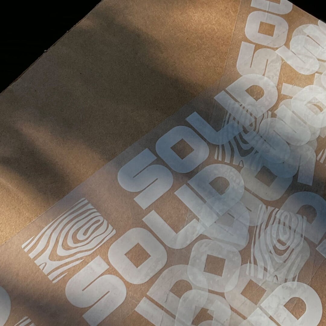 Corporate Design for Solid Wood Record & Store